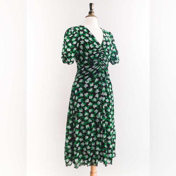 DVF In Charge Reversible Floral Dress - Picture 6 of 12